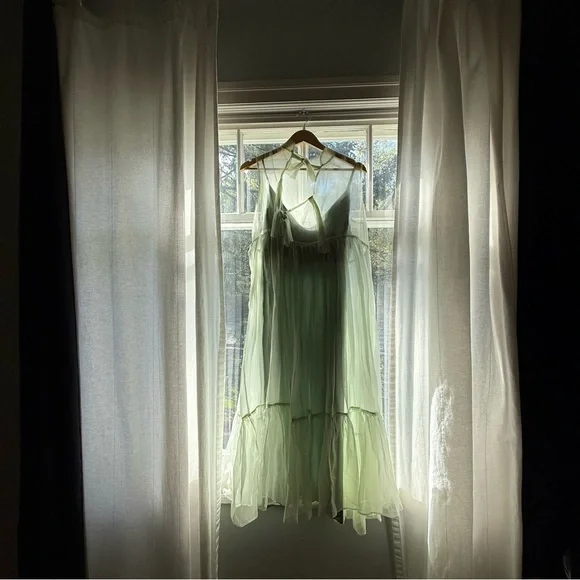 Kamperett Mae dress in mint organza - Picture 5 of 14